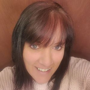 Meet your Posher, Michele